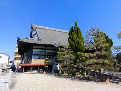 精界寺の本殿・本堂