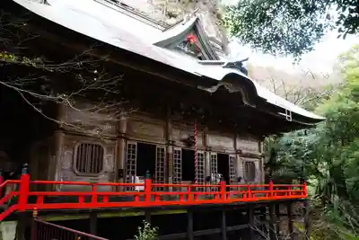両子寺の本殿・本堂
