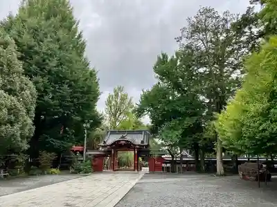 秩父神社の山門・神門