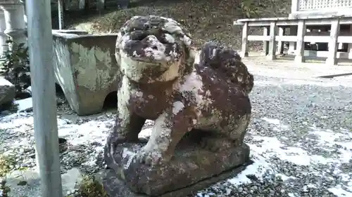 儛草神社の狛犬