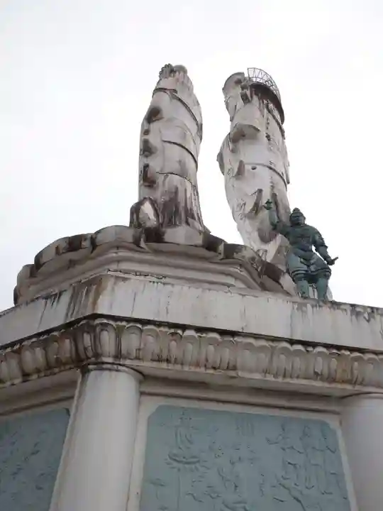 鳥居観音(埼玉県)