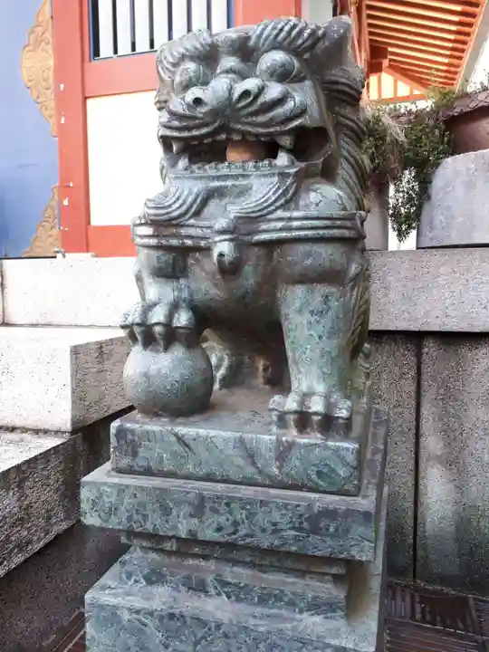 三島神社の狛犬