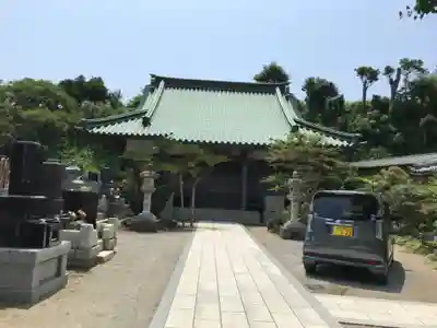 長井寺の本殿・本堂