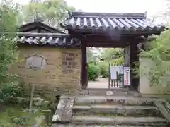 海龍王寺の山門