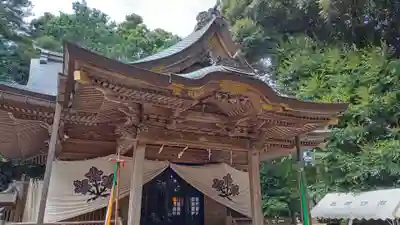 諏訪神社の本殿・本堂