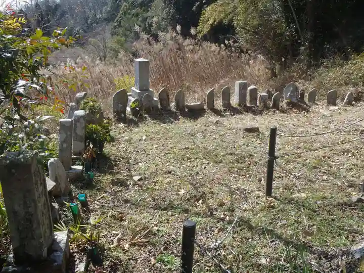 大洞山薬師堂(愛知県)