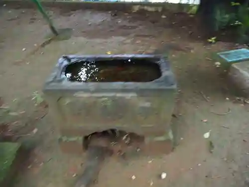 稲荷神社の手水舎