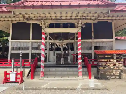 諏訪神社の本殿・本堂