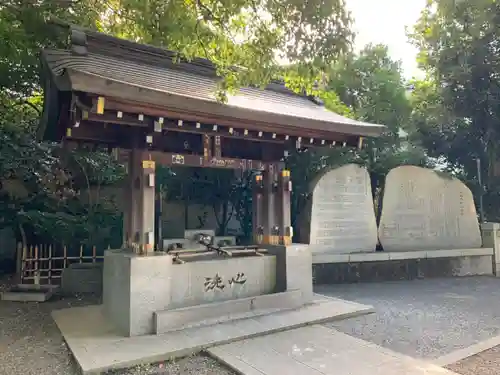王子神社の手水舎