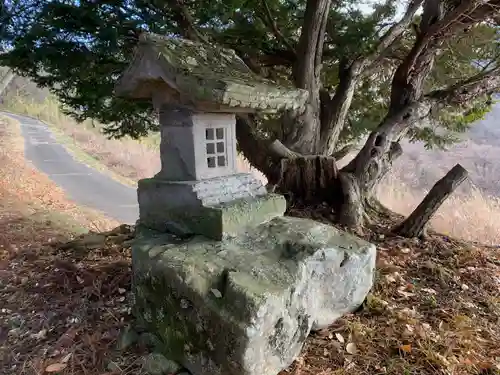 諏訪神社(真田本城跡)の末社