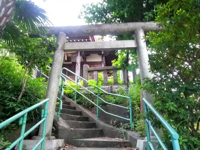 中里熊野神社の鳥居