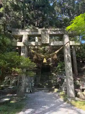 両子寺の{uncategorized: "未分類", other: "その他", undefined: "問題あり", building: "その他建物", grave: "お墓", sacred_gate: "鳥居", guardian: "狛犬", statue: "像", buddha: "仏像", history: "歴史", nature: "自然", garden: "庭園", animal: "動物", pagoda: "塔", temizu: "手水舎", mountain_gate: "山門・神門", sanctuary: "本殿・本堂", subordinate: "末社・摂社", art: "芸術", scenery: "景色", jizo: "地蔵", ema: "絵馬", goshuin: "御朱印", omikuji: "おみくじ", items: "授与品その他", amulet: "お守り", goshuincho: "御朱印帳", eats: "食事", festival: "お祭り", votive_dance: "神楽", shichigosan: "七五三参", wedding: "結婚式", experience: "体験その他", initially: "初詣", around: "周辺", anti_infection: "感染症対策"}
