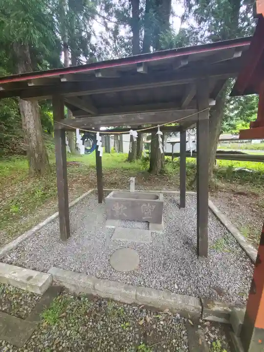 小藤神社の手水舎