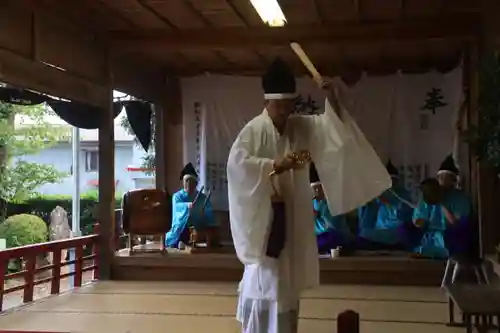 神原田神社の神楽