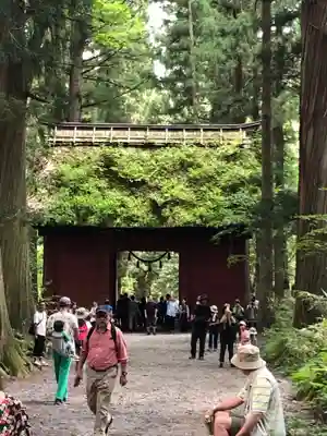 戸隠神社火之御子社の山門・神門