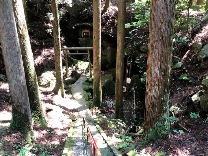 穴森神社のその他建物