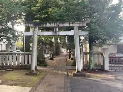 尉殿神社の鳥居
