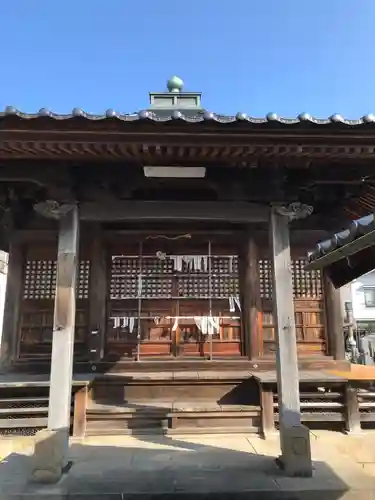 信楽寺の本殿・本堂