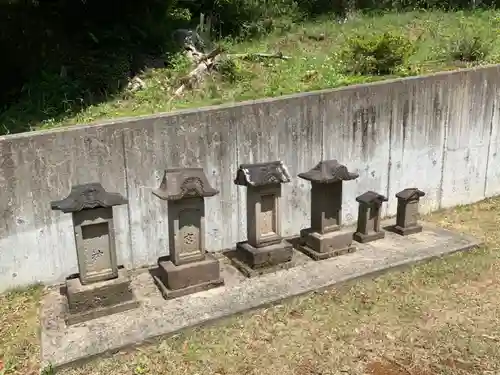 大作神社の末社