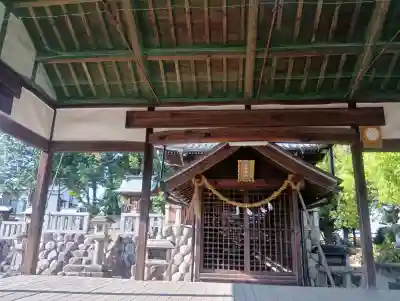 春日神社(上戸町)の{uncategorized: "未分類", other: "その他", undefined: "問題あり", building: "その他建物", grave: "お墓", sacred_gate: "鳥居", guardian: "狛犬", statue: "像", buddha: "仏像", history: "歴史", nature: "自然", garden: "庭園", animal: "動物", pagoda: "塔", temizu: "手水舎", mountain_gate: "山門・神門", sanctuary: "本殿・本堂", subordinate: "末社・摂社", art: "芸術", scenery: "景色", jizo: "地蔵", ema: "絵馬", goshuin: "御朱印", omikuji: "おみくじ", items: "授与品その他", amulet: "お守り", goshuincho: "御朱印帳", eats: "食事", festival: "お祭り", votive_dance: "神楽", shichigosan: "七五三参", wedding: "結婚式", experience: "体験その他", initially: "初詣", around: "周辺", anti_infection: "感染症対策"}