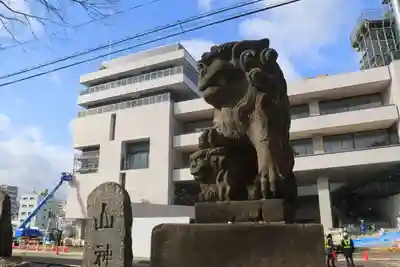阿邪訶根神社の狛犬