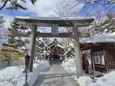 彌彦神社　(伊夜日子神社)の鳥居