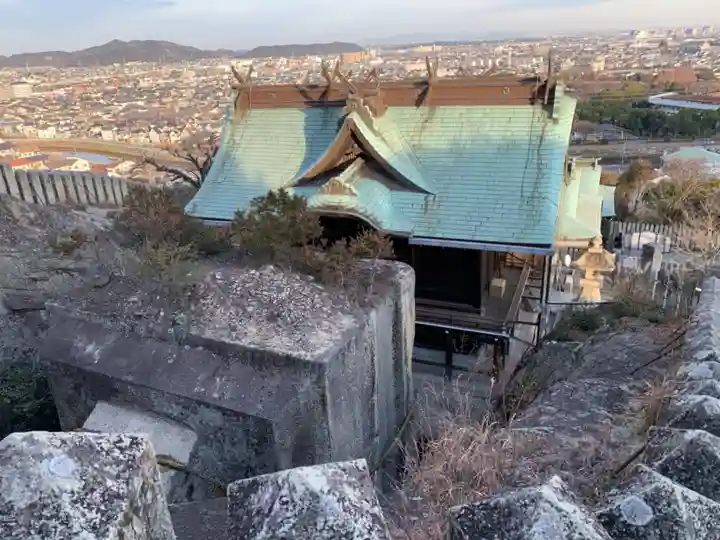 生石神社の本殿・本堂