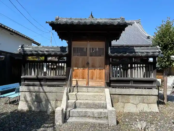 中多良神社の{uncategorized: "未分類", other: "その他", undefined: "問題あり", building: "その他建物", grave: "お墓", sacred_gate: "鳥居", guardian: "狛犬", statue: "像", buddha: "仏像", history: "歴史", nature: "自然", garden: "庭園", animal: "動物", pagoda: "塔", temizu: "手水舎", mountain_gate: "山門・神門", sanctuary: "本殿・本堂", subordinate: "末社・摂社", art: "芸術", scenery: "景色", jizo: "地蔵", ema: "絵馬", goshuin: "御朱印", omikuji: "おみくじ", items: "授与品その他", amulet: "お守り", goshuincho: "御朱印帳", eats: "食事", festival: "お祭り", votive_dance: "神楽", shichigosan: "七五三参", wedding: "結婚式", experience: "体験その他", initially: "初詣", around: "周辺", anti_infection: "感染症対策"}