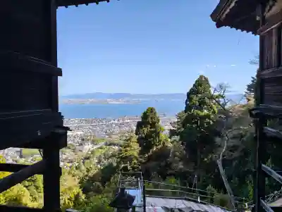 比叡山延暦寺の{uncategorized: "未分類", other: "その他", undefined: "問題あり", building: "その他建物", grave: "お墓", sacred_gate: "鳥居", guardian: "狛犬", statue: "像", buddha: "仏像", history: "歴史", nature: "自然", garden: "庭園", animal: "動物", pagoda: "塔", temizu: "手水舎", mountain_gate: "山門・神門", sanctuary: "本殿・本堂", subordinate: "末社・摂社", art: "芸術", scenery: "景色", jizo: "地蔵", ema: "絵馬", goshuin: "御朱印", omikuji: "おみくじ", items: "授与品その他", amulet: "お守り", goshuincho: "御朱印帳", eats: "食事", festival: "お祭り", votive_dance: "神楽", shichigosan: "七五三参", wedding: "結婚式", experience: "体験その他", initially: "初詣", around: "周辺", anti_infection: "感染症対策"}