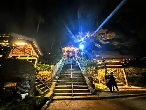 往馬坐伊古麻都比古神社(奈良県)