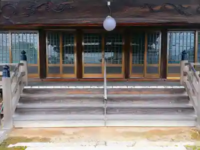 西光寺の本殿・本堂