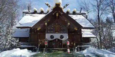 旭川神社の本殿・本堂