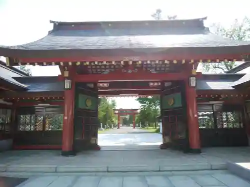 北海道護國神社の山門・神門