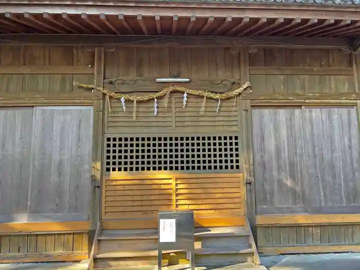 南宮御旅神社の本殿・本堂
