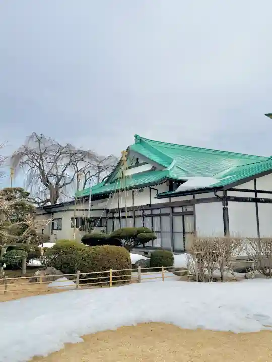身照寺の{uncategorized: "未分類", other: "その他", undefined: "問題あり", building: "その他建物", grave: "お墓", sacred_gate: "鳥居", guardian: "狛犬", statue: "像", buddha: "仏像", history: "歴史", nature: "自然", garden: "庭園", animal: "動物", pagoda: "塔", temizu: "手水舎", mountain_gate: "山門・神門", sanctuary: "本殿・本堂", subordinate: "末社・摂社", art: "芸術", scenery: "景色", jizo: "地蔵", ema: "絵馬", goshuin: "御朱印", omikuji: "おみくじ", items: "授与品その他", amulet: "お守り", goshuincho: "御朱印帳", eats: "食事", festival: "お祭り", votive_dance: "神楽", shichigosan: "七五三参", wedding: "結婚式", experience: "体験その他", initially: "初詣", around: "周辺", anti_infection: "感染症対策"}