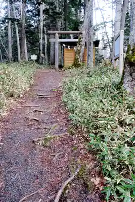 阿寒岳神社奥之院(北海道)