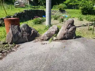 悉地院の像