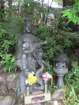 満願寺の像