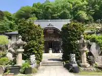 野坂寺の本殿・本堂