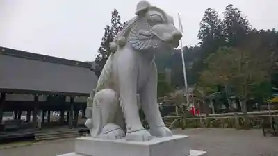 飛驒一宮水無神社の狛犬