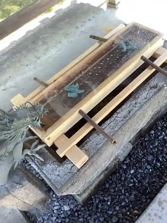 手力雄神社の手水舎