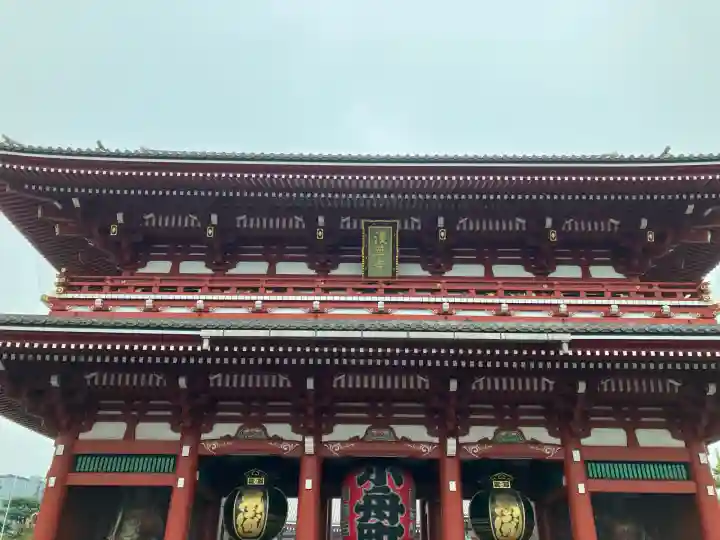 浅草寺の山門・神門