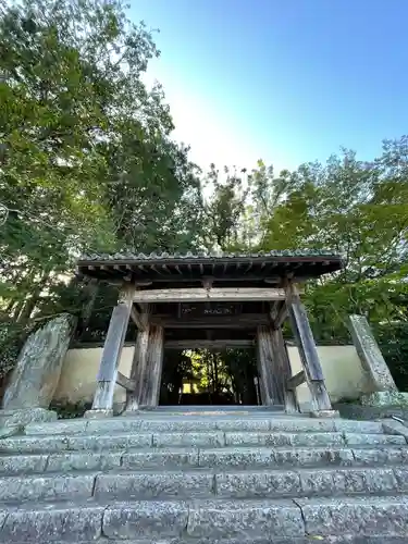 功山寺の山門