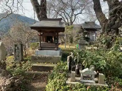 西源寺の末社・摂社