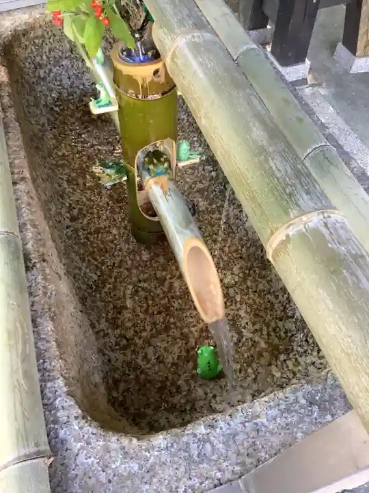 富部神社の手水舎