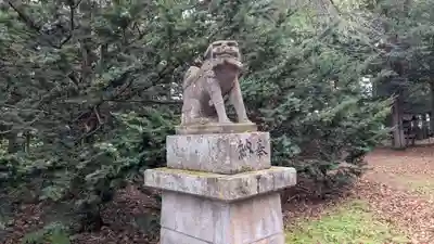 川西神社の狛犬