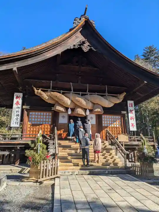 諏訪大社下社秋宮(長野県)