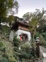 江島神社の山門・神門