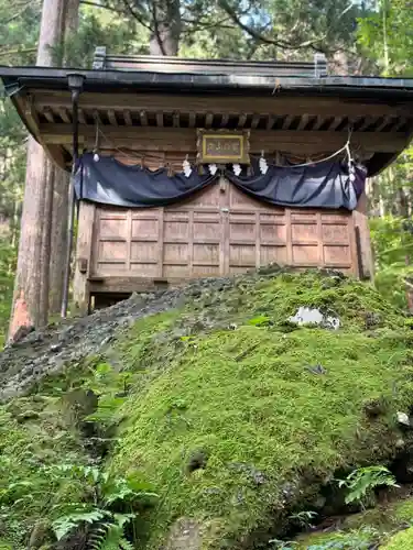 雄山神社中宮祈願殿(富山県)