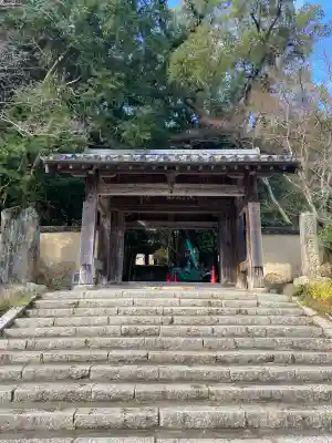 功山寺の{uncategorized: "未分類", other: "その他", undefined: "問題あり", building: "その他建物", grave: "お墓", sacred_gate: "鳥居", guardian: "狛犬", statue: "像", buddha: "仏像", history: "歴史", nature: "自然", garden: "庭園", animal: "動物", pagoda: "塔", temizu: "手水舎", mountain_gate: "山門・神門", sanctuary: "本殿・本堂", subordinate: "末社・摂社", art: "芸術", scenery: "景色", jizo: "地蔵", ema: "絵馬", goshuin: "御朱印", omikuji: "おみくじ", items: "授与品その他", amulet: "お守り", goshuincho: "御朱印帳", eats: "食事", festival: "お祭り", votive_dance: "神楽", shichigosan: "七五三参", wedding: "結婚式", experience: "体験その他", initially: "初詣", around: "周辺", anti_infection: "感染症対策"}